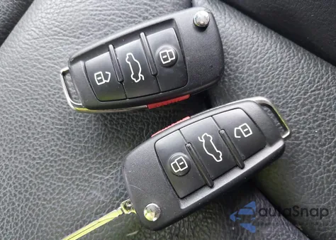 2018 Audi Q3 2.0T Premium/2.0T Sport Premium из США, поврежденный, VIN WA1ECCFS3JR008950